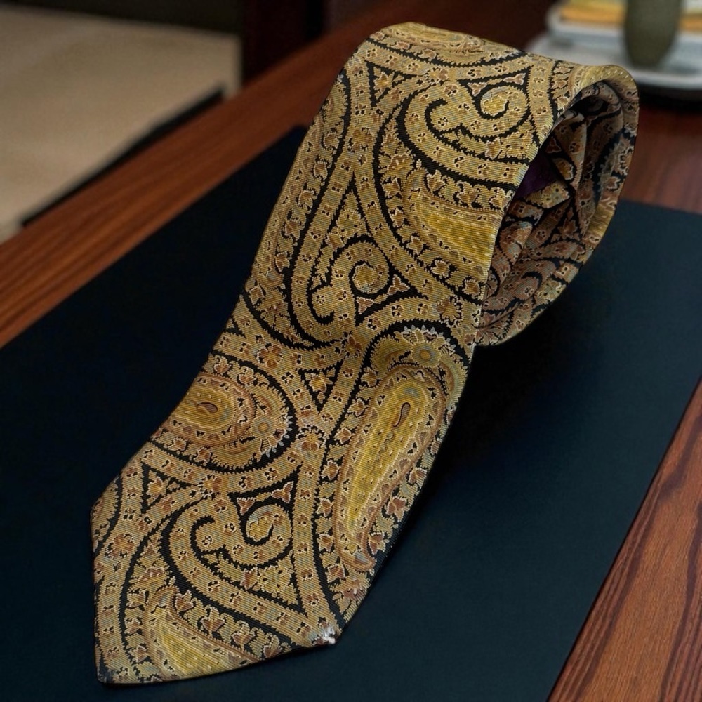 Liberty of London Multicolor Paisley Artsy 100% Silk Tie Career Special Occasion